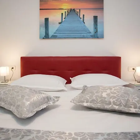 Center Beautiful דירה ספליט